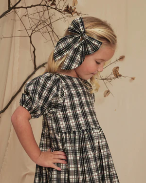 Oversized Bow